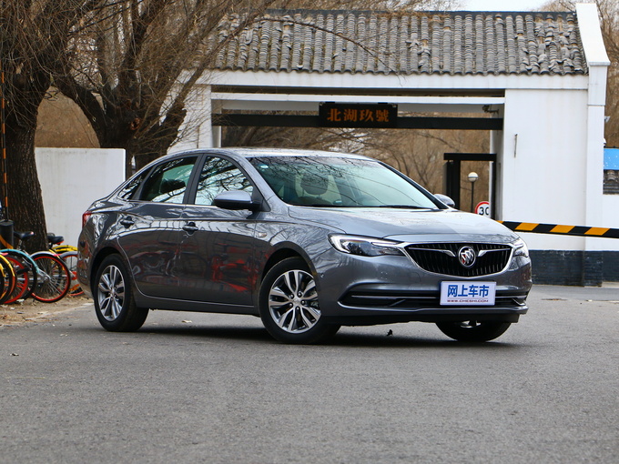 别克  18t 右前正45度