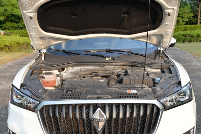 宝沃汽车  20tgdi 发动机舱