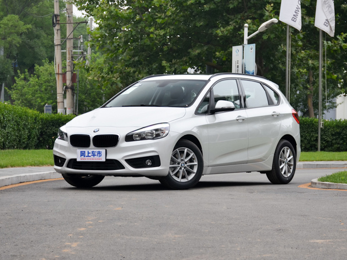 华晨宝马 218i 左前正45度