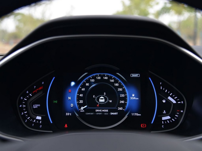 北京现代  280tgdi 智速版 仪表盘