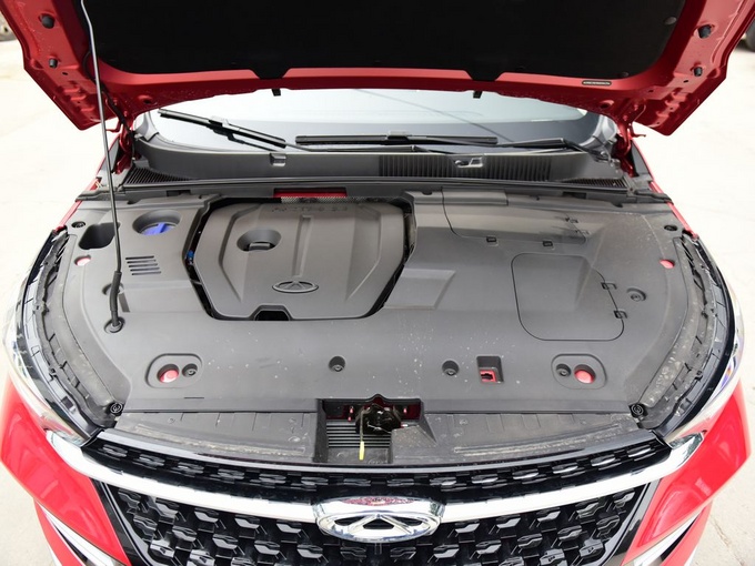 奇瑞汽车  pro 1.5t cvt型色版 发动机舱