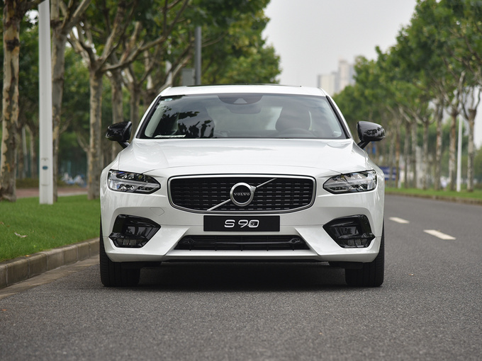 沃尔沃亚太  t5 正前