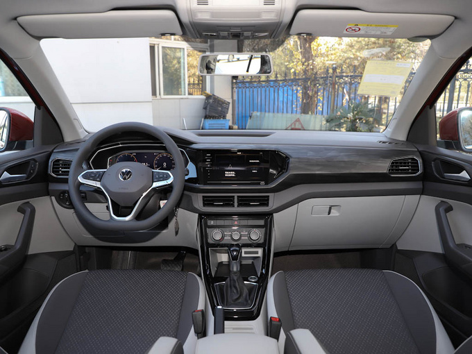 大众探影现金优惠1万元 现车销售欲购从速