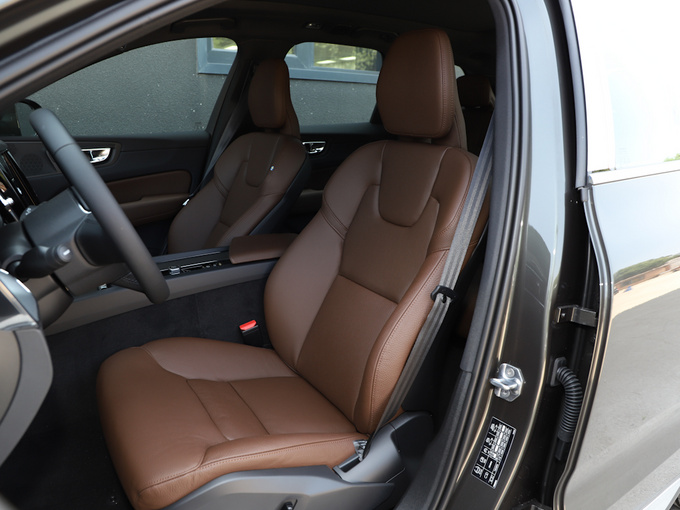 沃尔沃亚太  t5 前排座椅