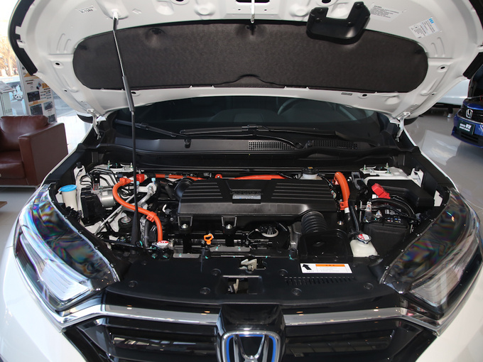 东风本田  锐·混动 2.0l 发动机舱