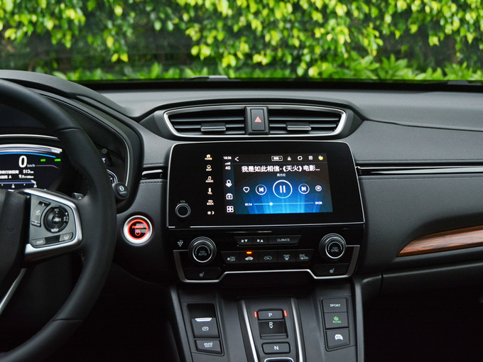东风本田  锐·混动 2.0l 中控台