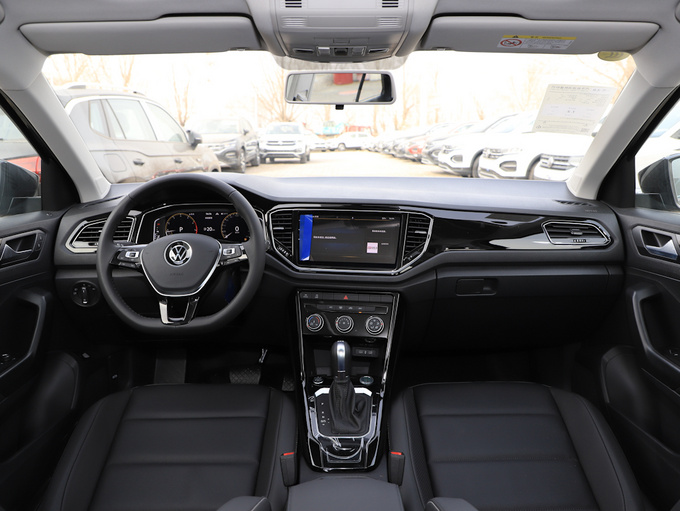 一汽-大众  280tsi 大中控全景