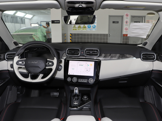 领克  2.0td 大中控全景