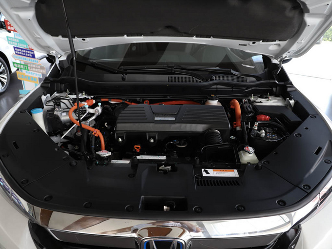 广汽本田  锐·混动 2.0l 发动机舱