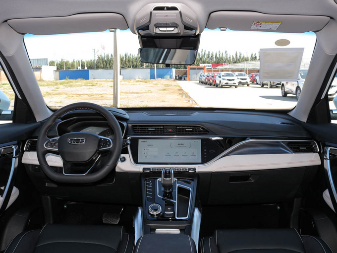 吉利汽车  博越x 1.8td 大中控全景