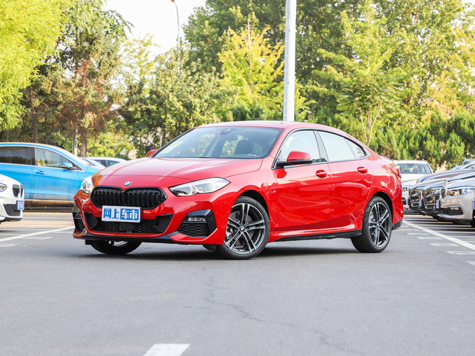 宝马(进口)  225i 四门轿跑车