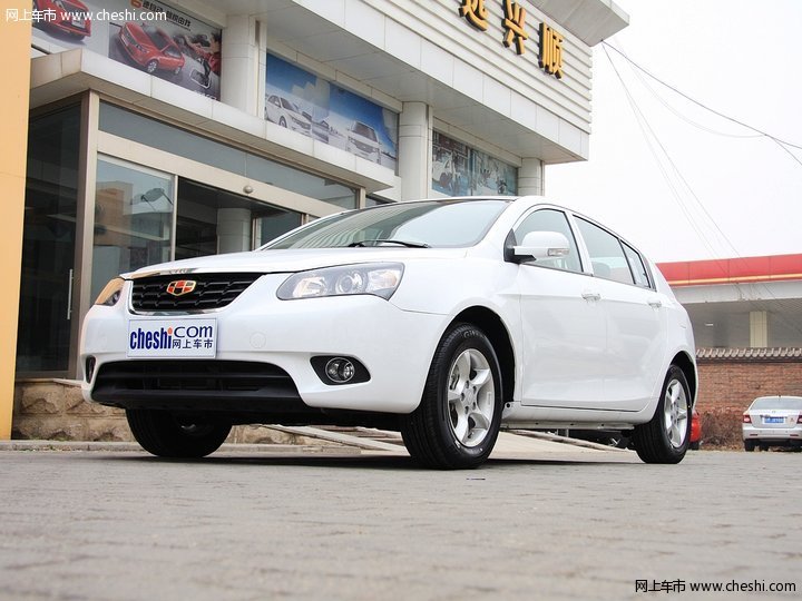 吉利帝豪ec7两厢外观图