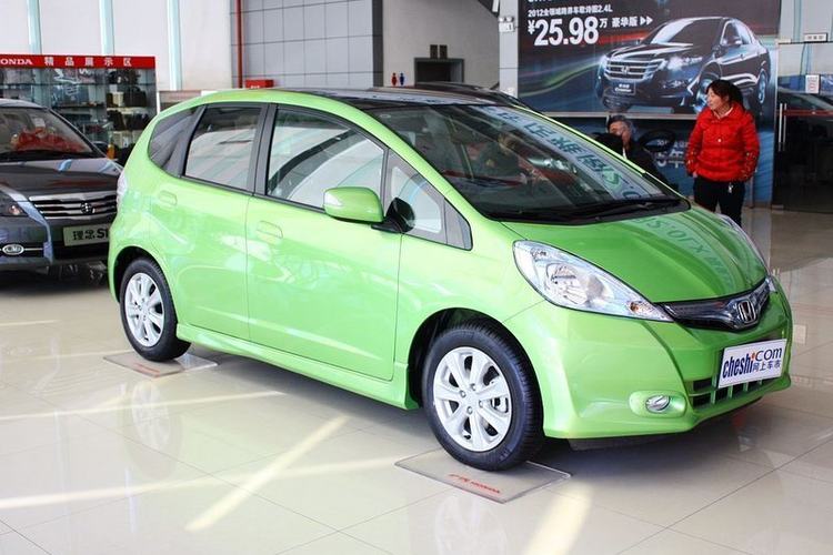 飞度(进口) 1.3l cvt 2013款 混合动力版