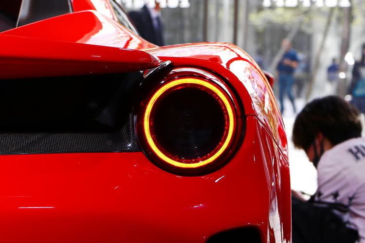 【法拉利488图片】法拉利488图片_法拉利488汽车高清大图-海沧热线