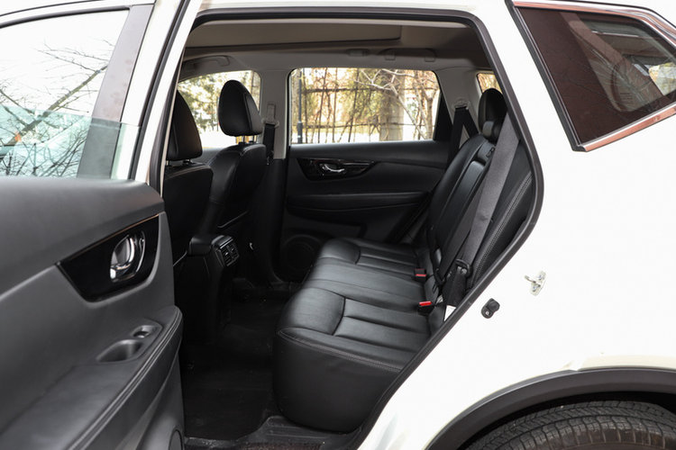 【奇骏·荣耀图片】奇骏·荣耀图片_奇骏·荣耀汽车高清大图-正北方网