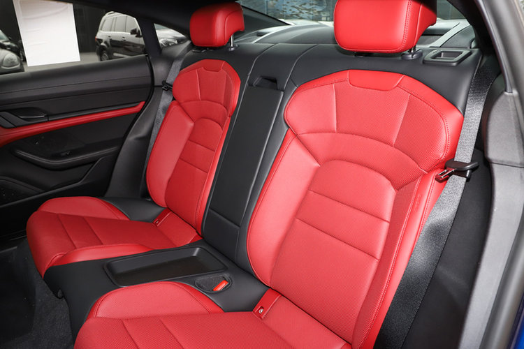 【taycan图片】taycan图片_taycan汽车高清大图-博野之窗-汽车